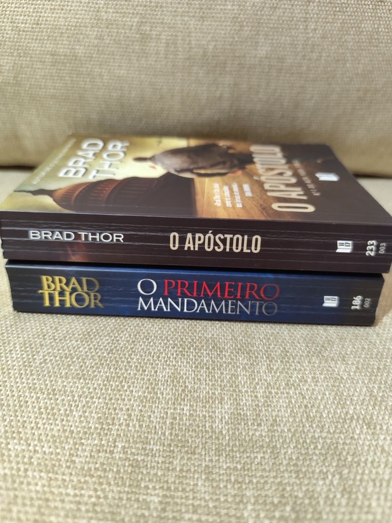 Livros Brad Thor edição Bertrand de bolso