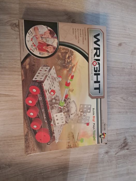 Wright tank. Czołg, model składany