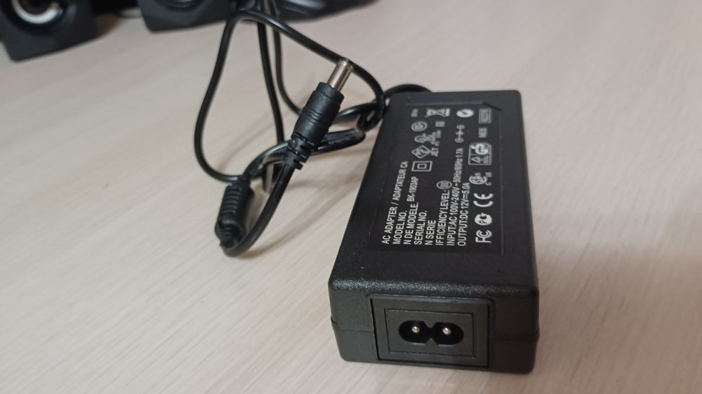 Блок живлення BK-1903AP 12v 5A