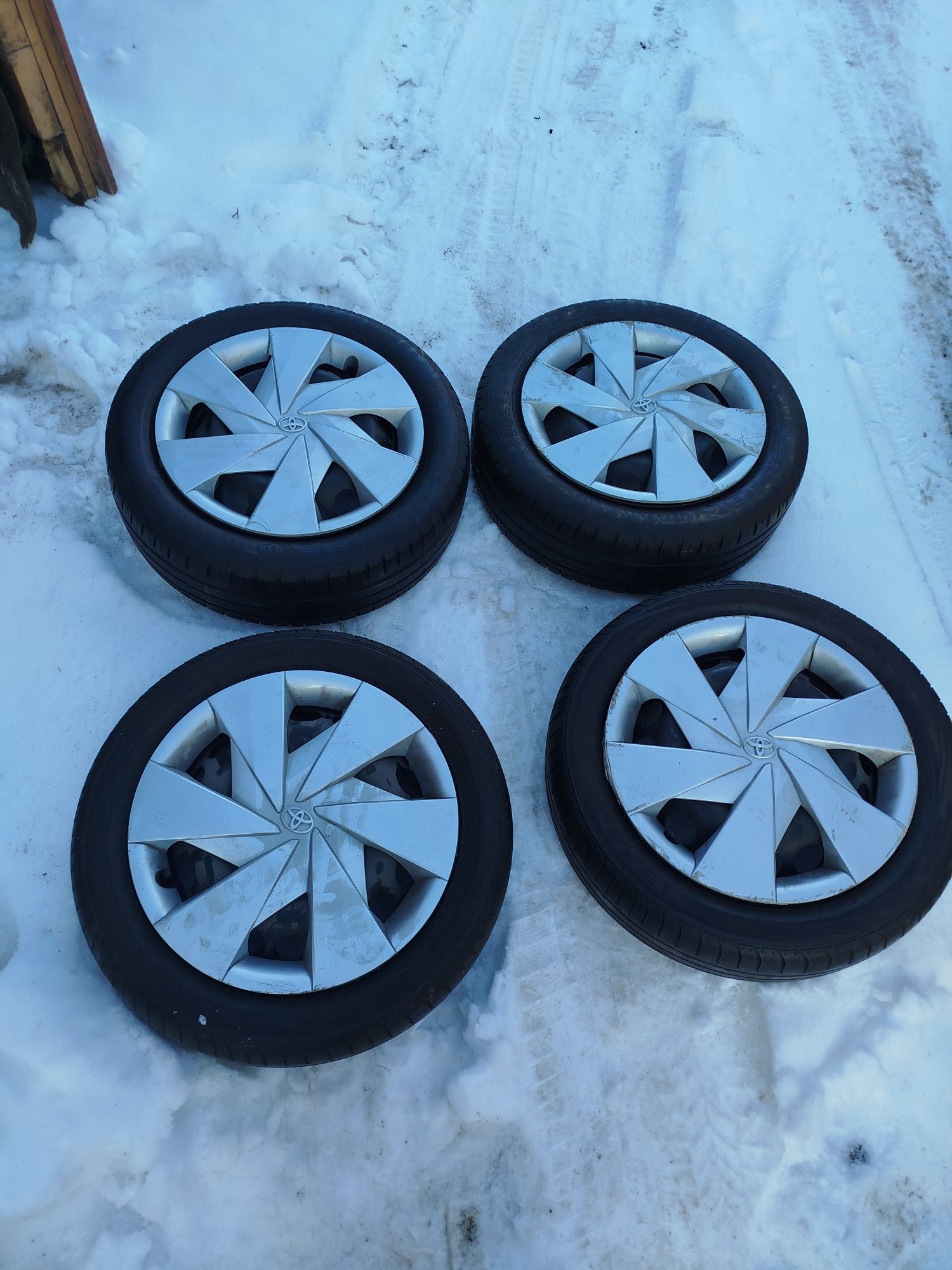Koła opony lato Toyota Yaris Aygo Kołpaki  165/60 R15