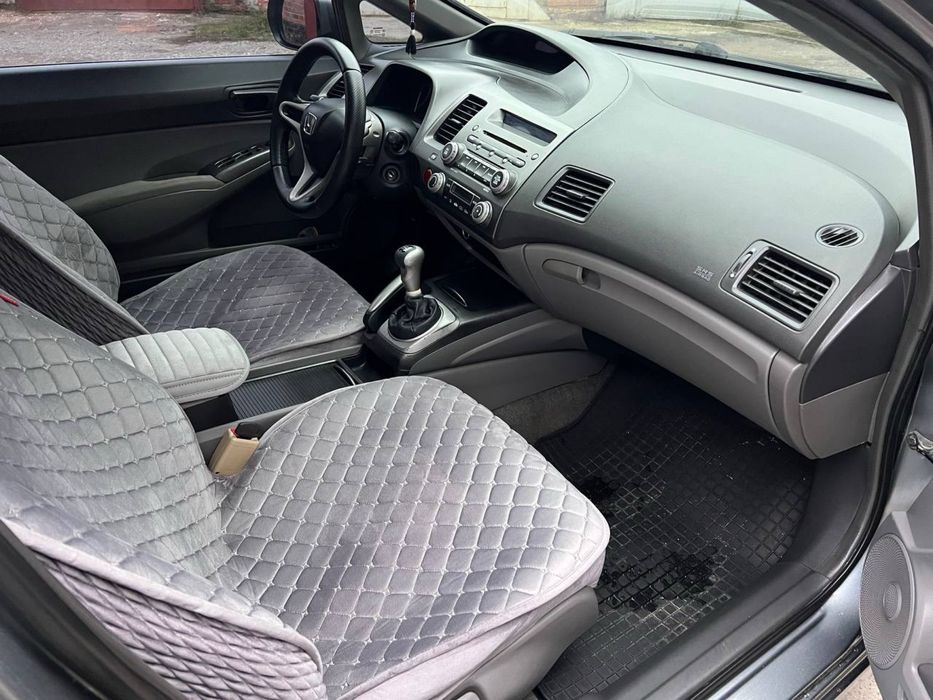 Продам Honda Civic 4d