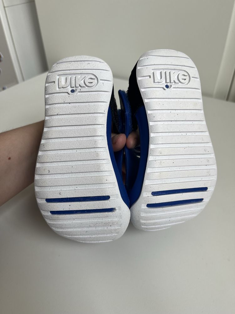 Sandały na rzepę dla dziecka Nike
