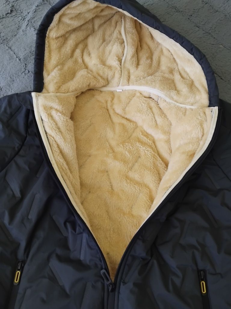 Nowa młodzieżowa kurtka unisex nz 160 cm