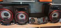 LG XBOOM CJ88 2900 wts RMS