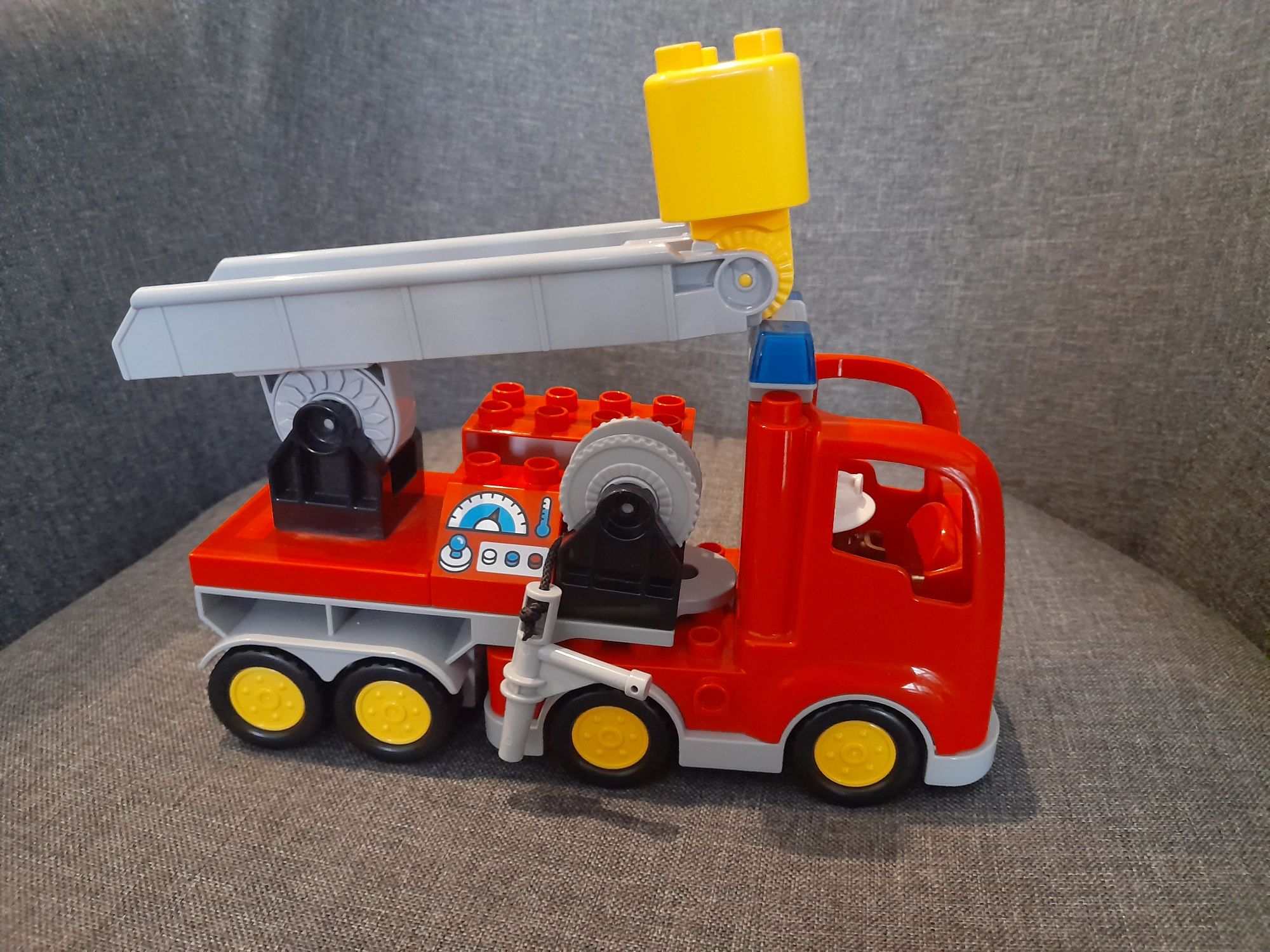 Lego duplo wóz strażacki duży