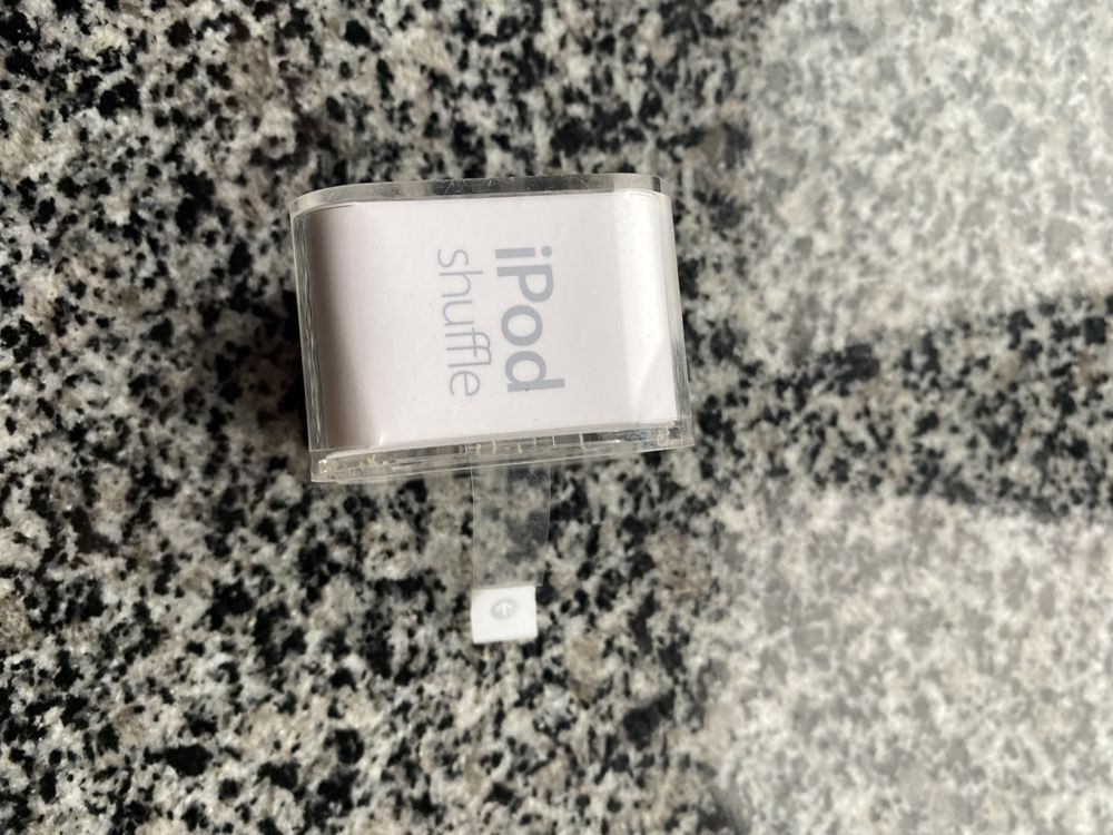 Apple IPod Shuffle Оригинал Как Новый 2GB