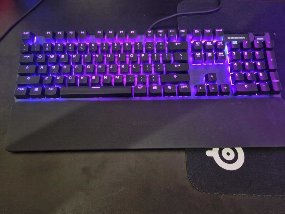 ZESTAW GAMINGOWY idealny na święta!/ RTX4070 SUPER 12 GB VRAM