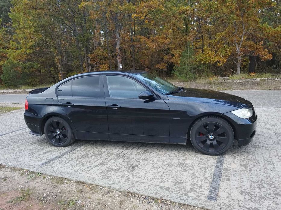 BMW E90 318i 129KM