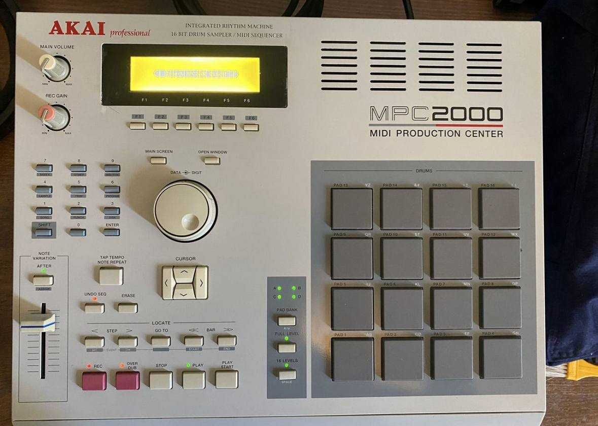 Akai Mpc 2000 XL original