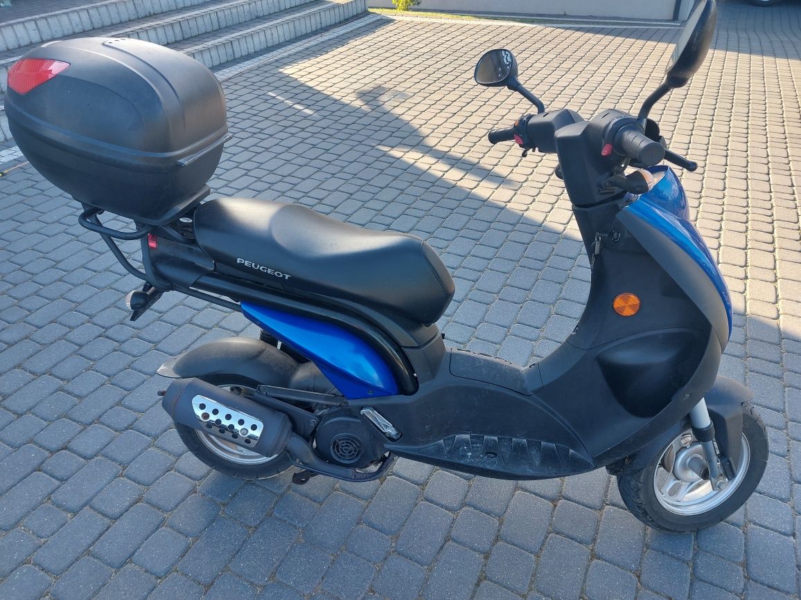 Skuter Peugeot Ludix stan bardzo ładny.