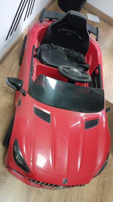 Mercedes a bateria, para criança . Nove só falta o retrovisor