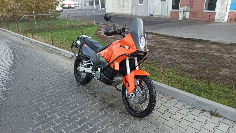 KTM 990 adventure 
Rok produkcji 2007.
Zarejestrowany, opłacony 
OC