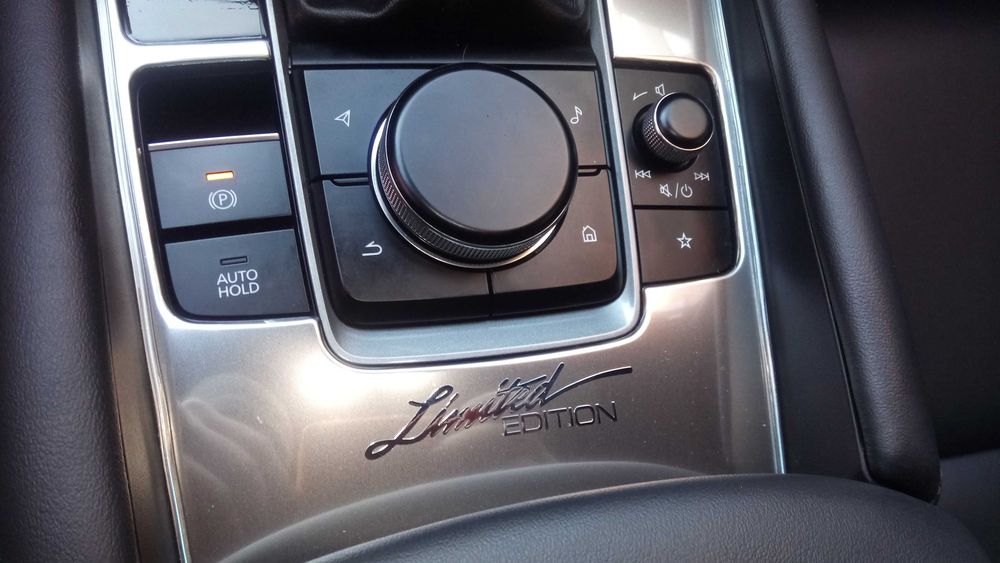 Мазда 3 автомат в белом цвете 2021г mazda 3 automat хэтчбек спорт авто