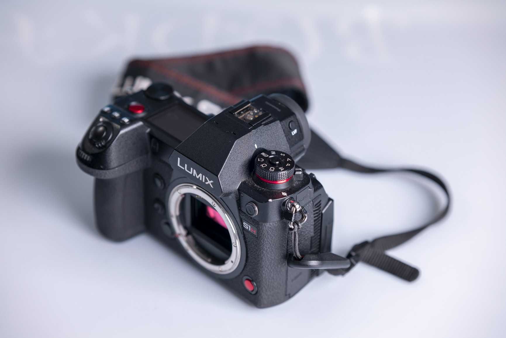 Lumix S1H - prawie nówka