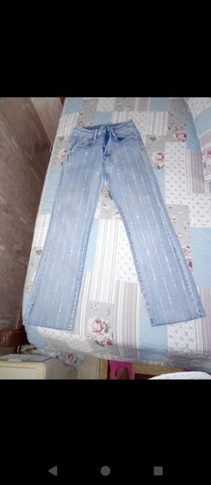 Calça jeans mulher com brilho