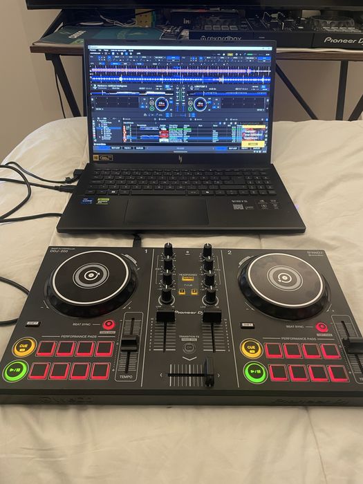Pioneer ddj 200 (acompanha caixa + cabo usb b)