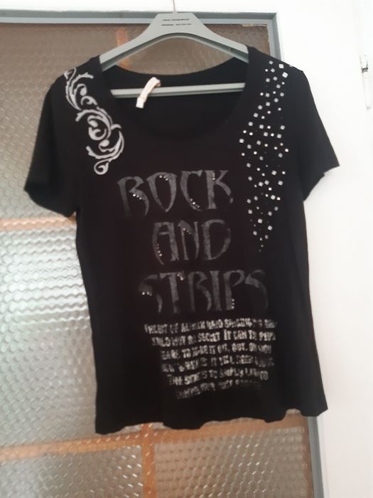 T-shirt damski, czarny z nadrukiem. Biba. M