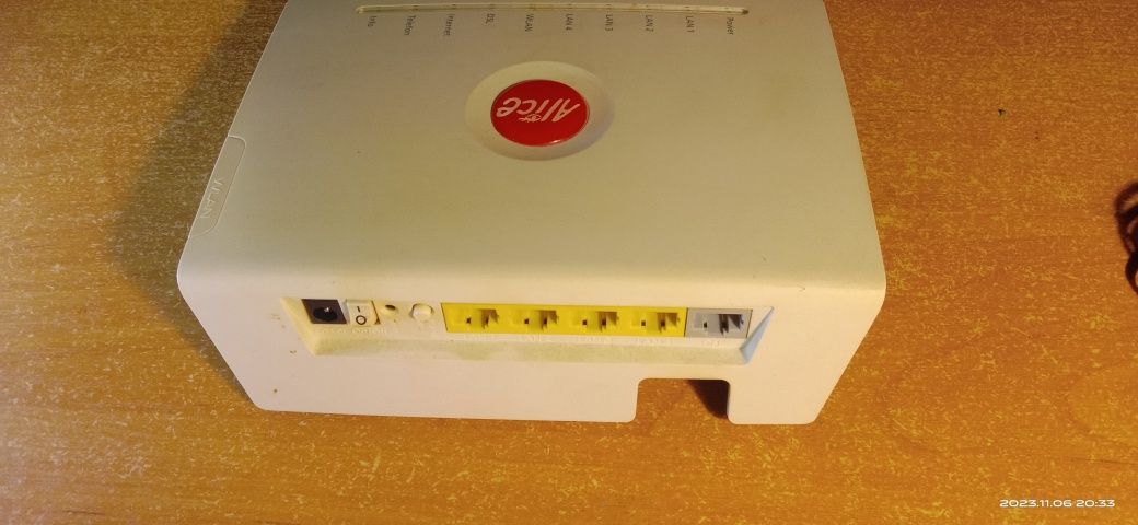 Роутер Alice wlan 4421 Wi-fi