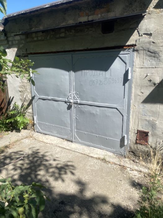 Продам гараж стан ідеальний