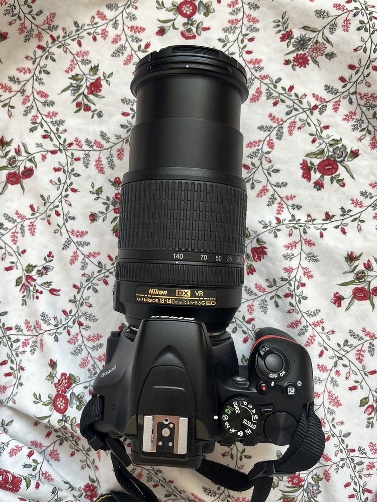 aparat Nikon D3500 (zestaw)