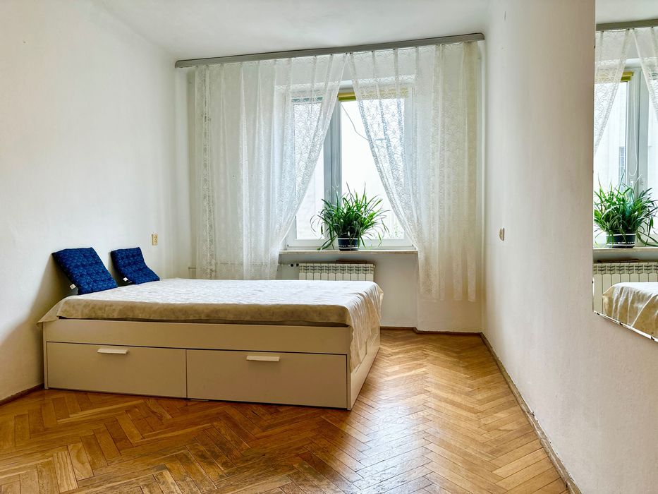 Metro Szwedzka /Praga Północ 2 pokoje do remontu