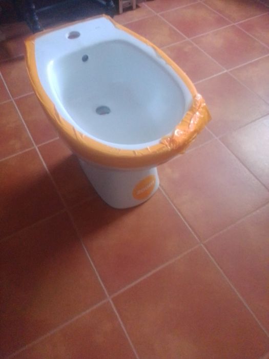 Bidé rigorosamente NOVO