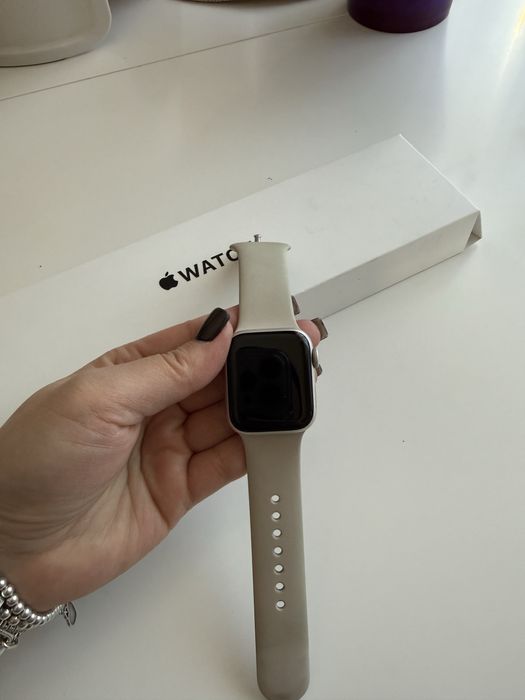 Apple Watch SE (2nd Gen) 40 mm