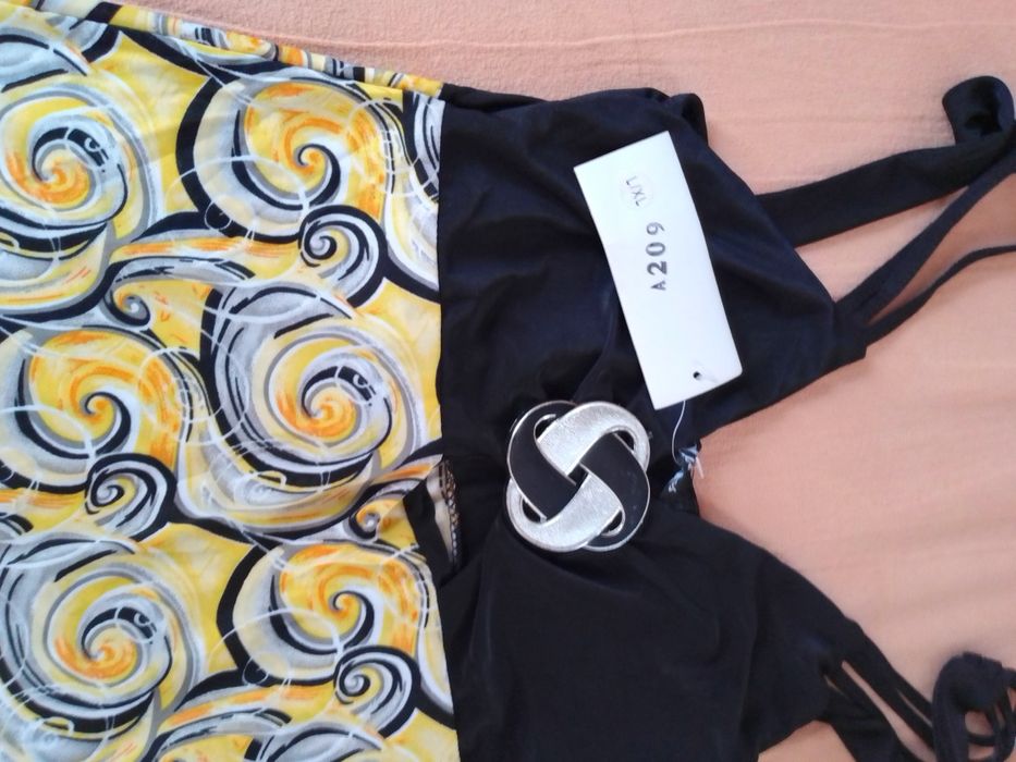 Сарафан жіночий одяг