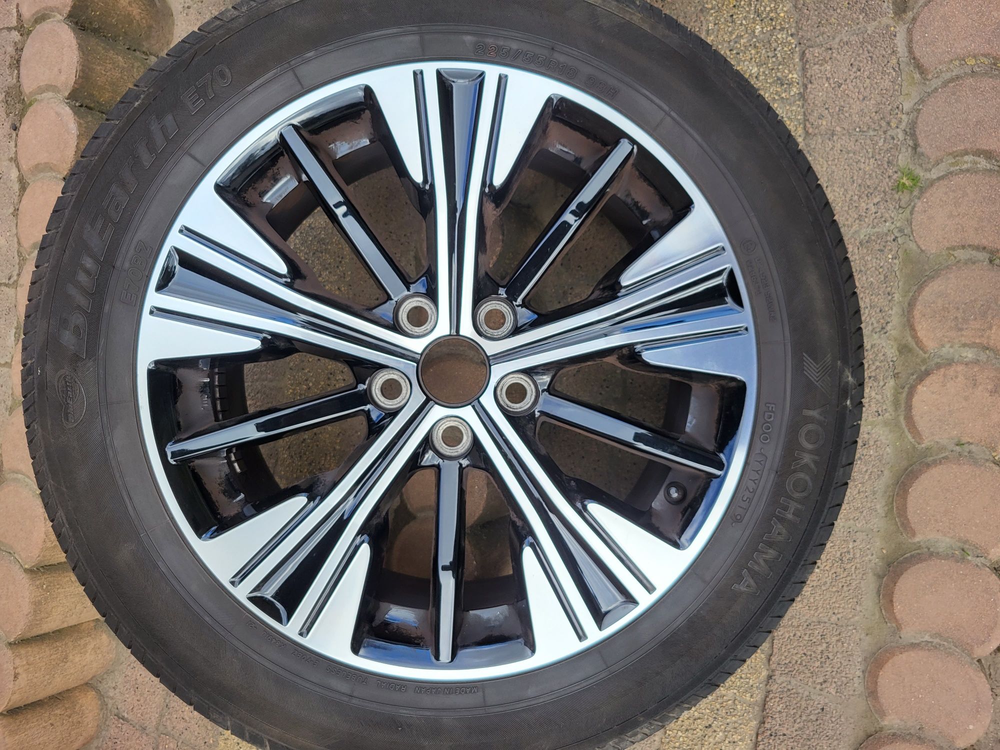 Felgi 18" Mitsubishi Outlander 5x114.3 Opony letnie 225/55/18