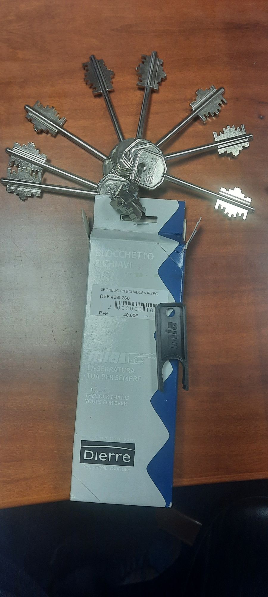 Segredo para fechadura porta blindada Dierre com 8 chaves