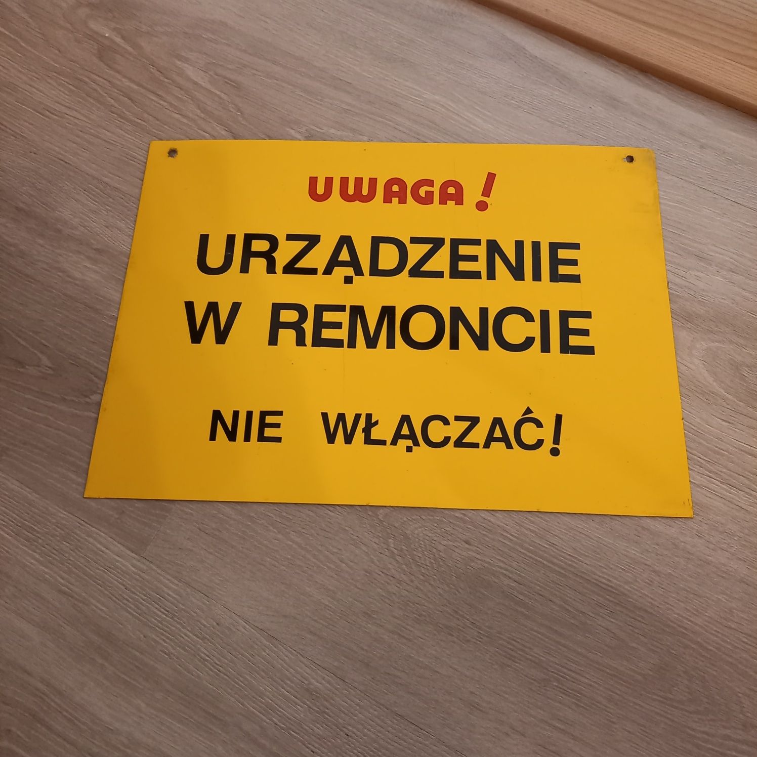 Tablica stalowa urządzenie w remoncie