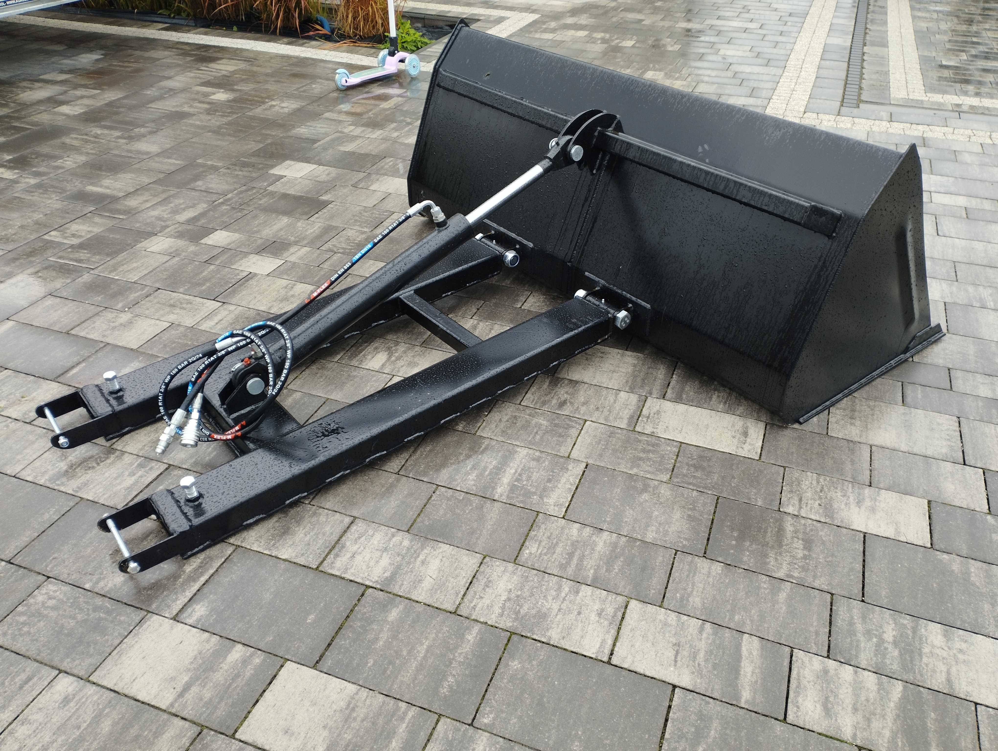 Łyżka na Wózek Widłowy Łyżka Hydrauliczna Różne Szerokości Dowóz RATY