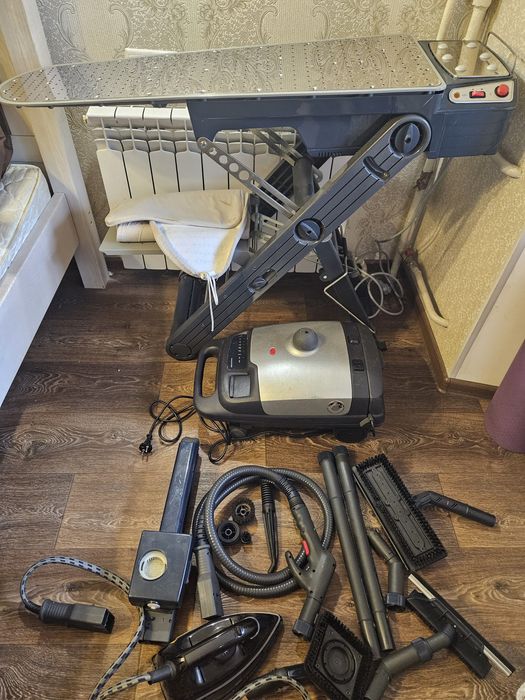 Парогениратор пароочиститель Италия с утюгом и гладильной доской