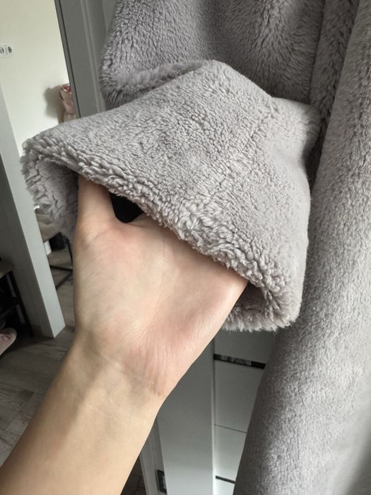 Продам шубу штучну