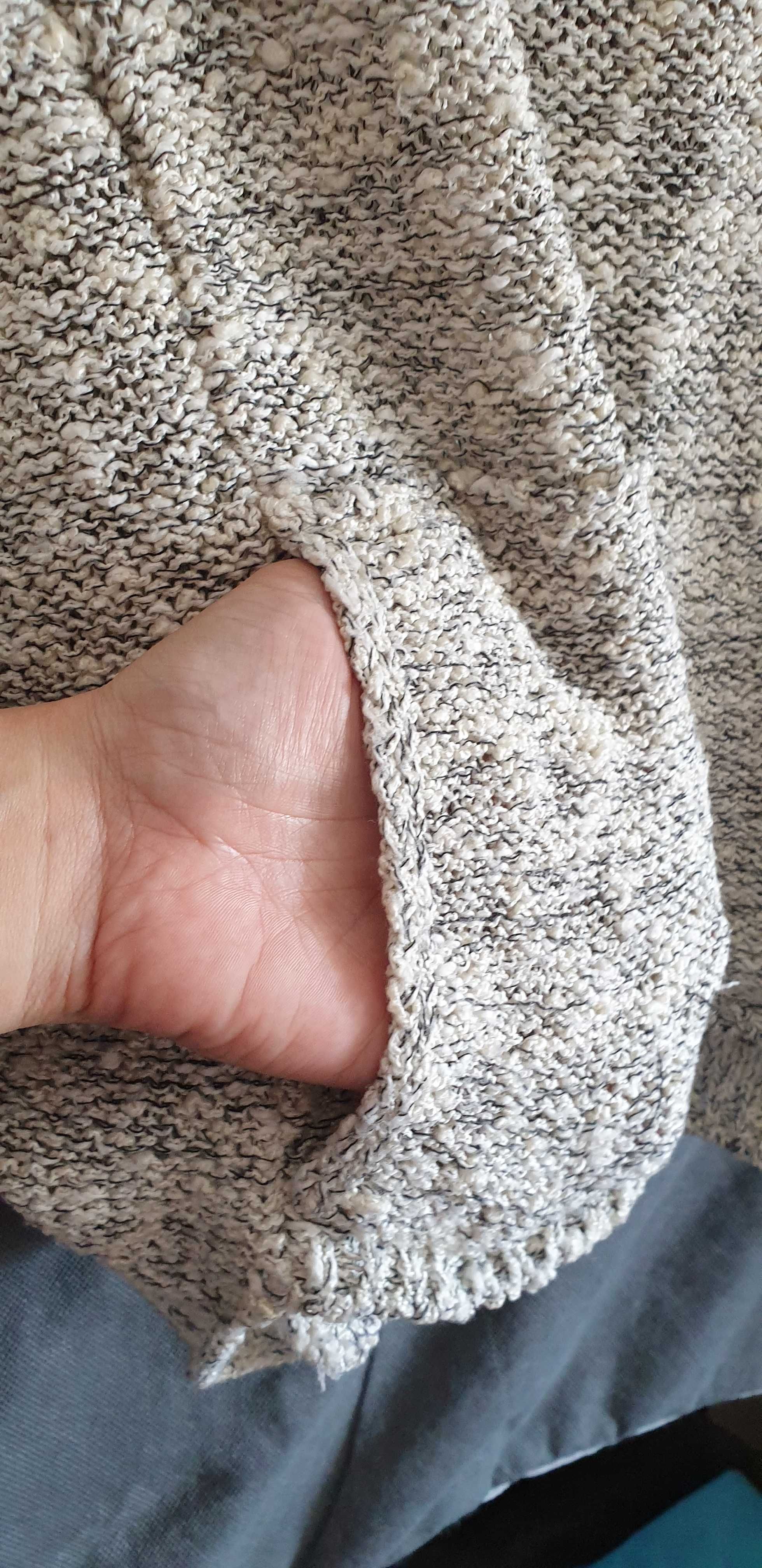 Poncho mesclado Stradivarius