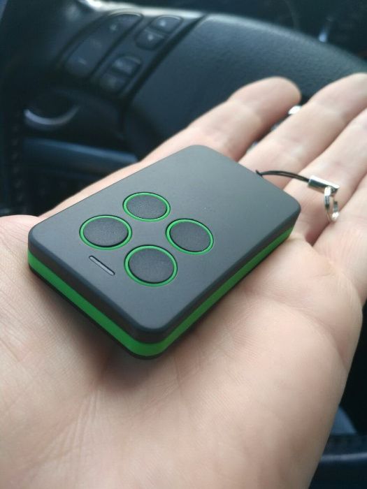 Пульт ДУ брелок для автоматических ворот автоматики шлагбаума Hormann,