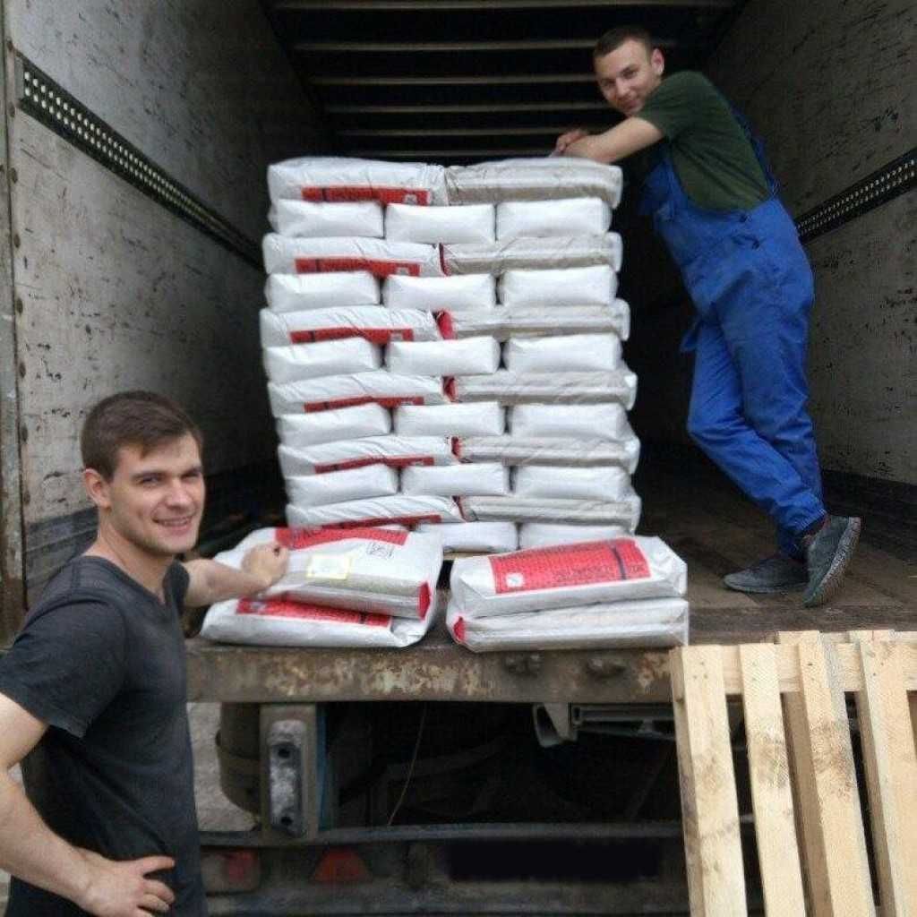 Услуги грузчиков, занос  строй материалов, вынос строй мусора.