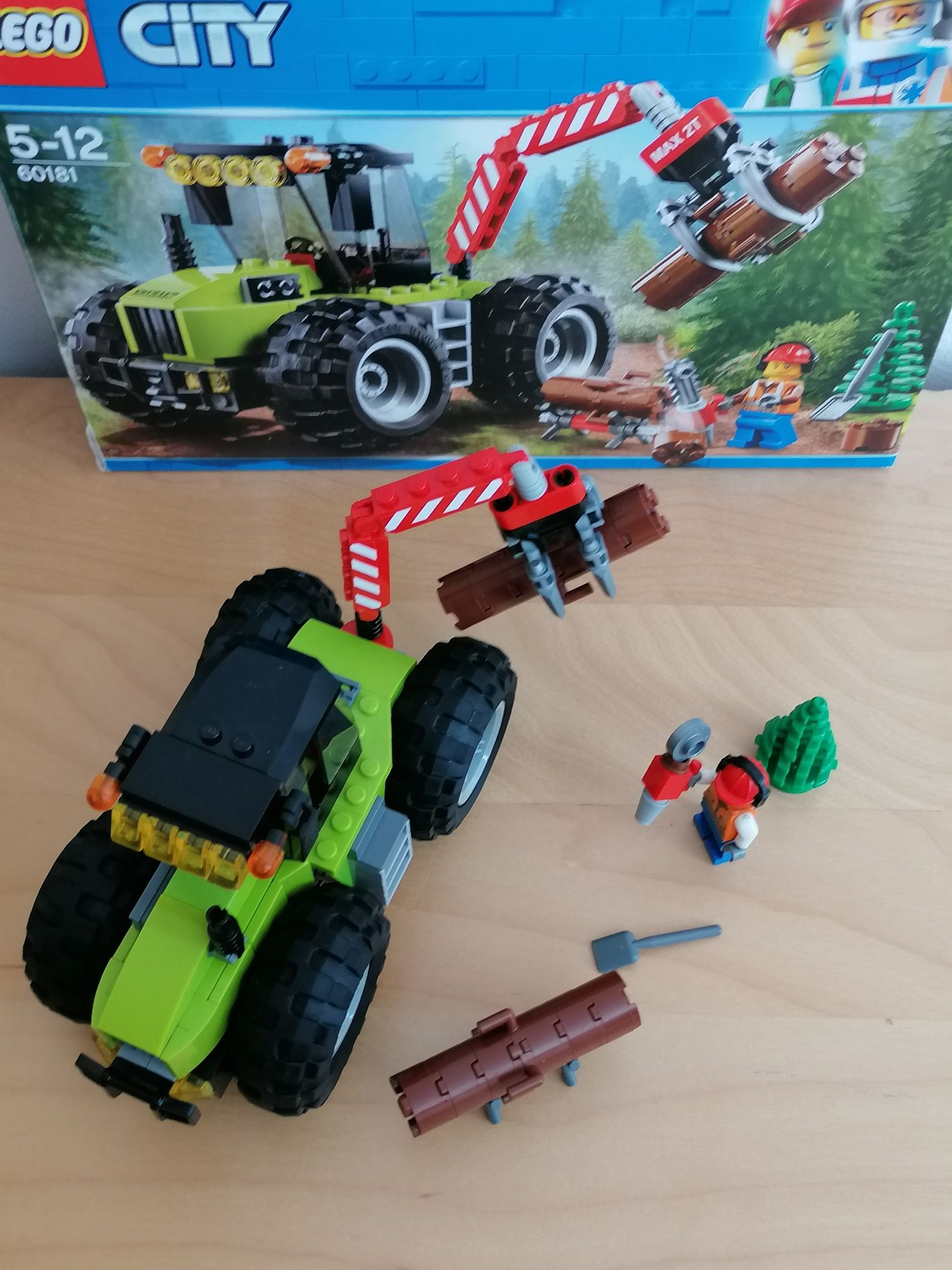 Lego 60181 traktor leśny