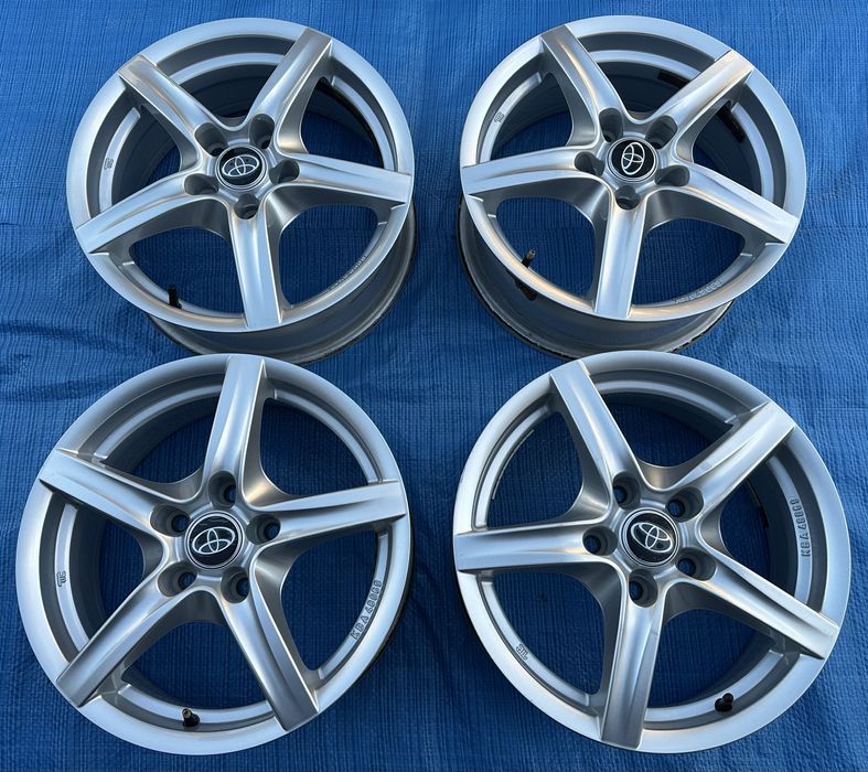 Диски R16 5x114.3 Toyota Corola Avensis Camry Prius Rav-4