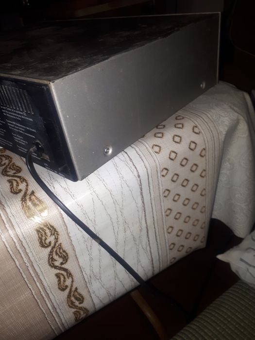 Продам Грюндік CF5000