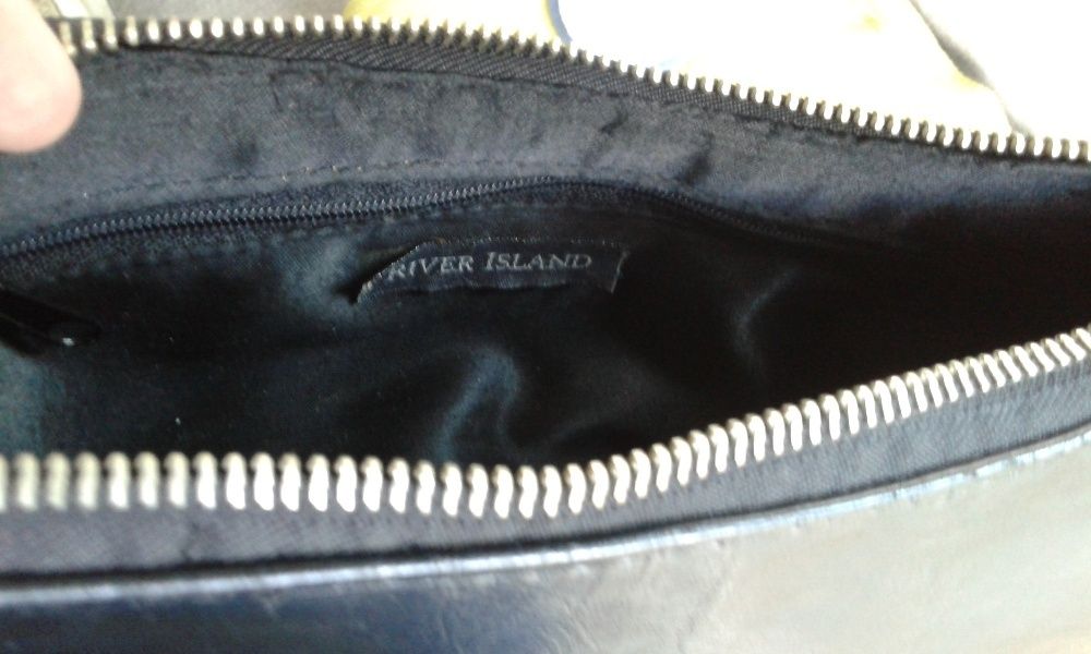 River Island torebka mała czarna skóra