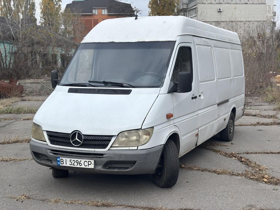 До вашої уваги продається Спрінтер 2.2 дизель