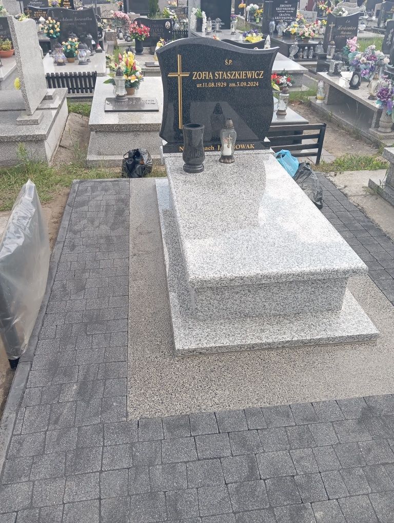 Nagrobki  od 4500 .Nagrobki na groby ziemne