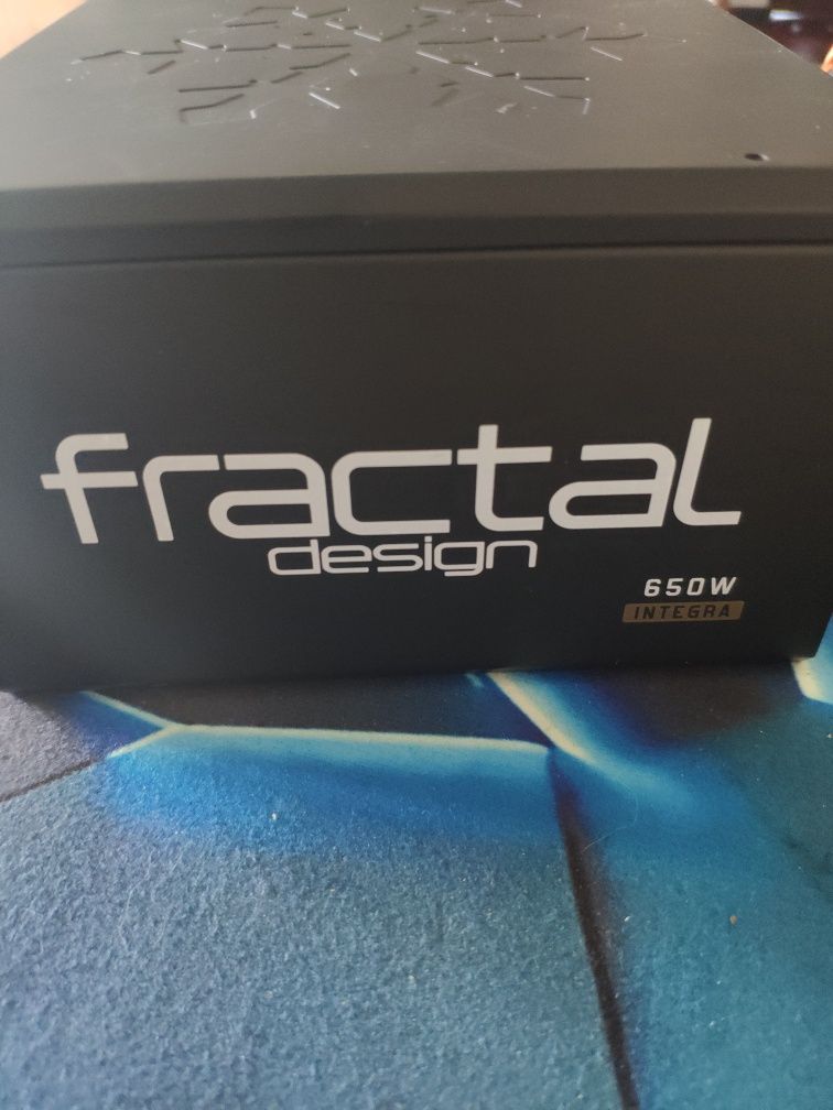 Fractal Design 650W Integra M 80PLUS Bronze