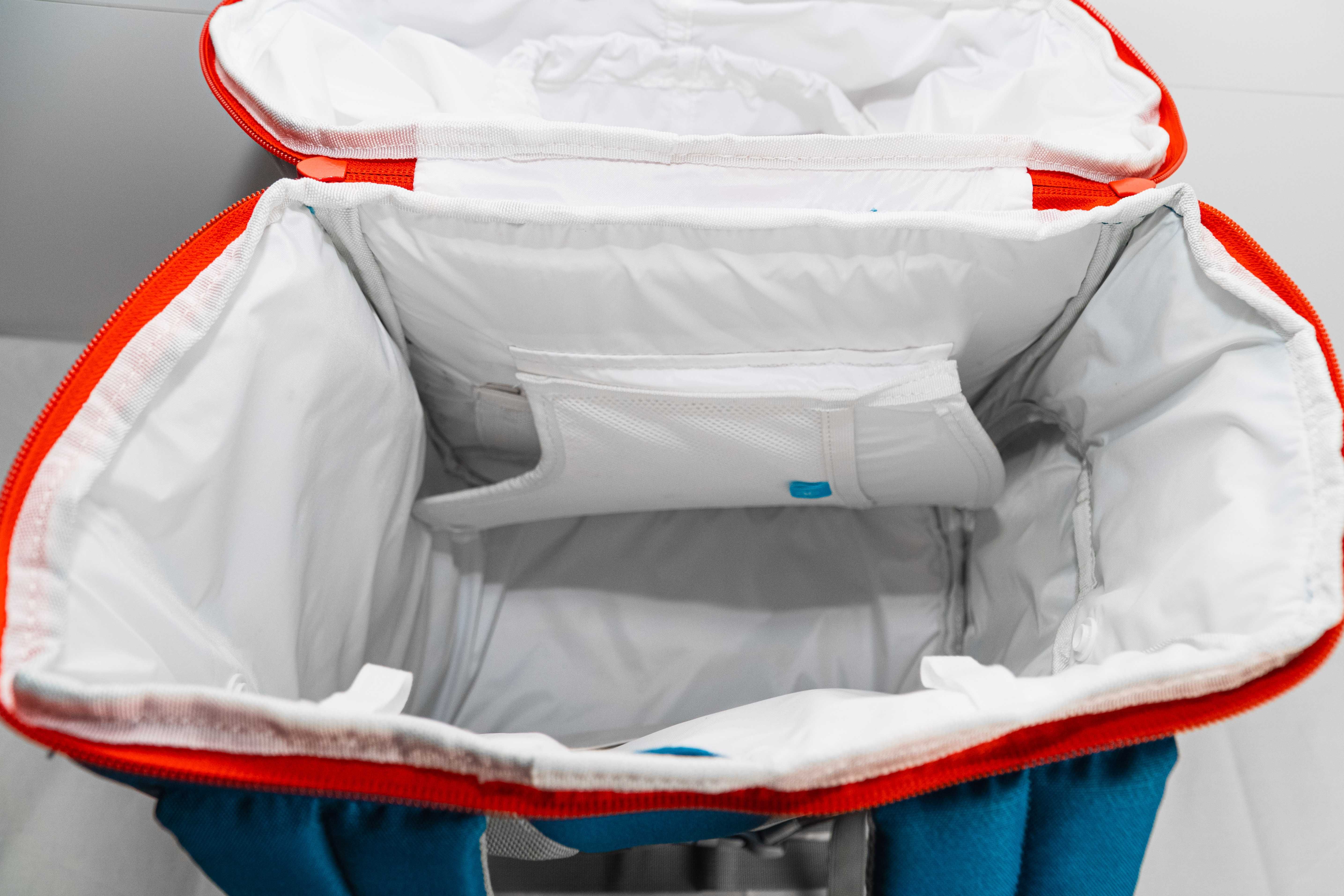 Mochila Isotérmica Quechua 30 L- Semi-nova