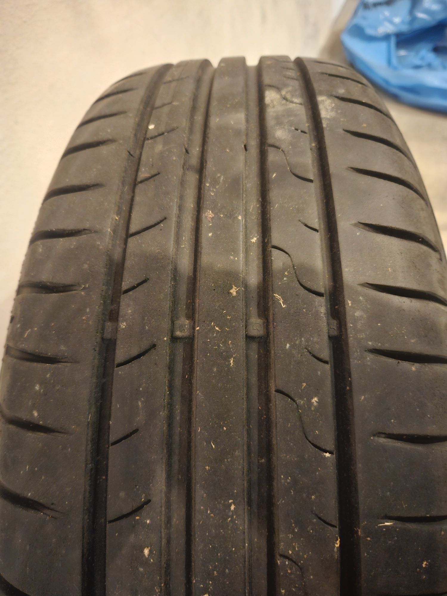 Koła aluminiowe z oponą Dunlop Sport Blueresponse 205/65 R16