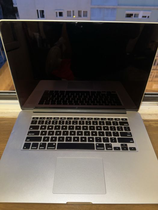 Macbook pro 11,2 15”