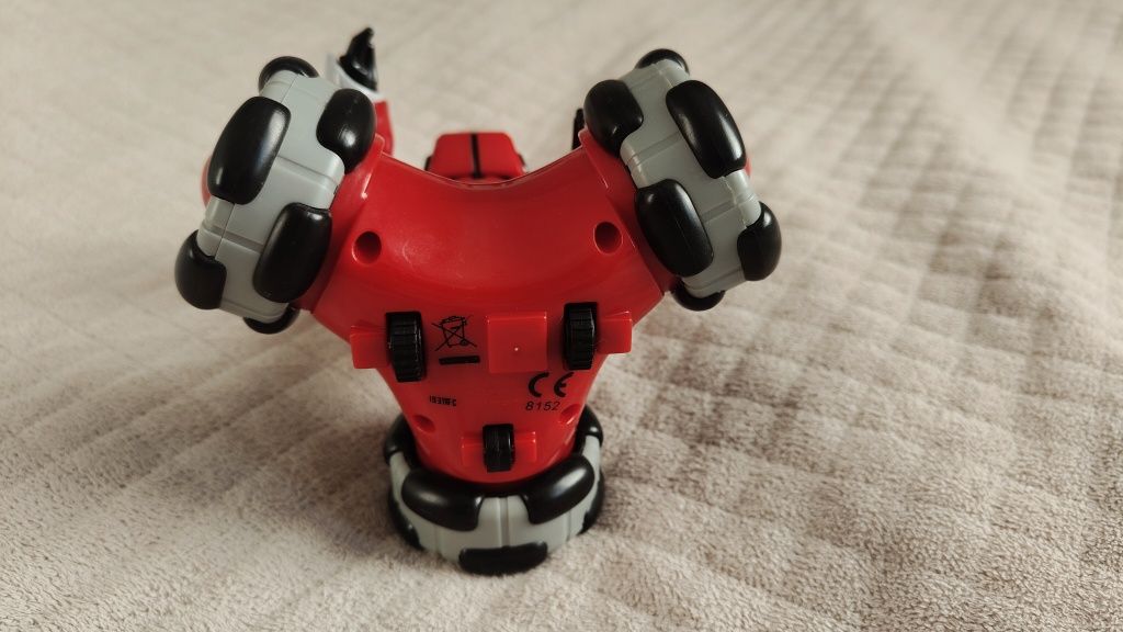 WowWee Mini Tribot robot