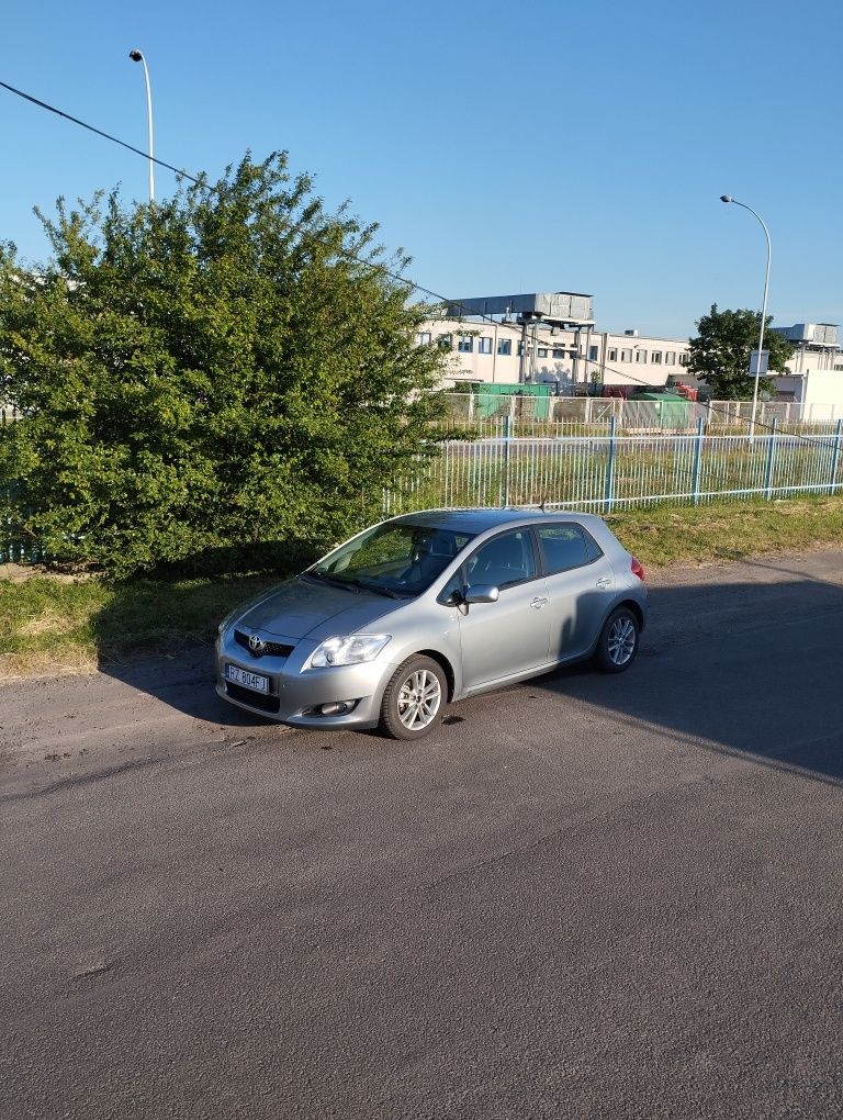 Samochód Toyota Auris