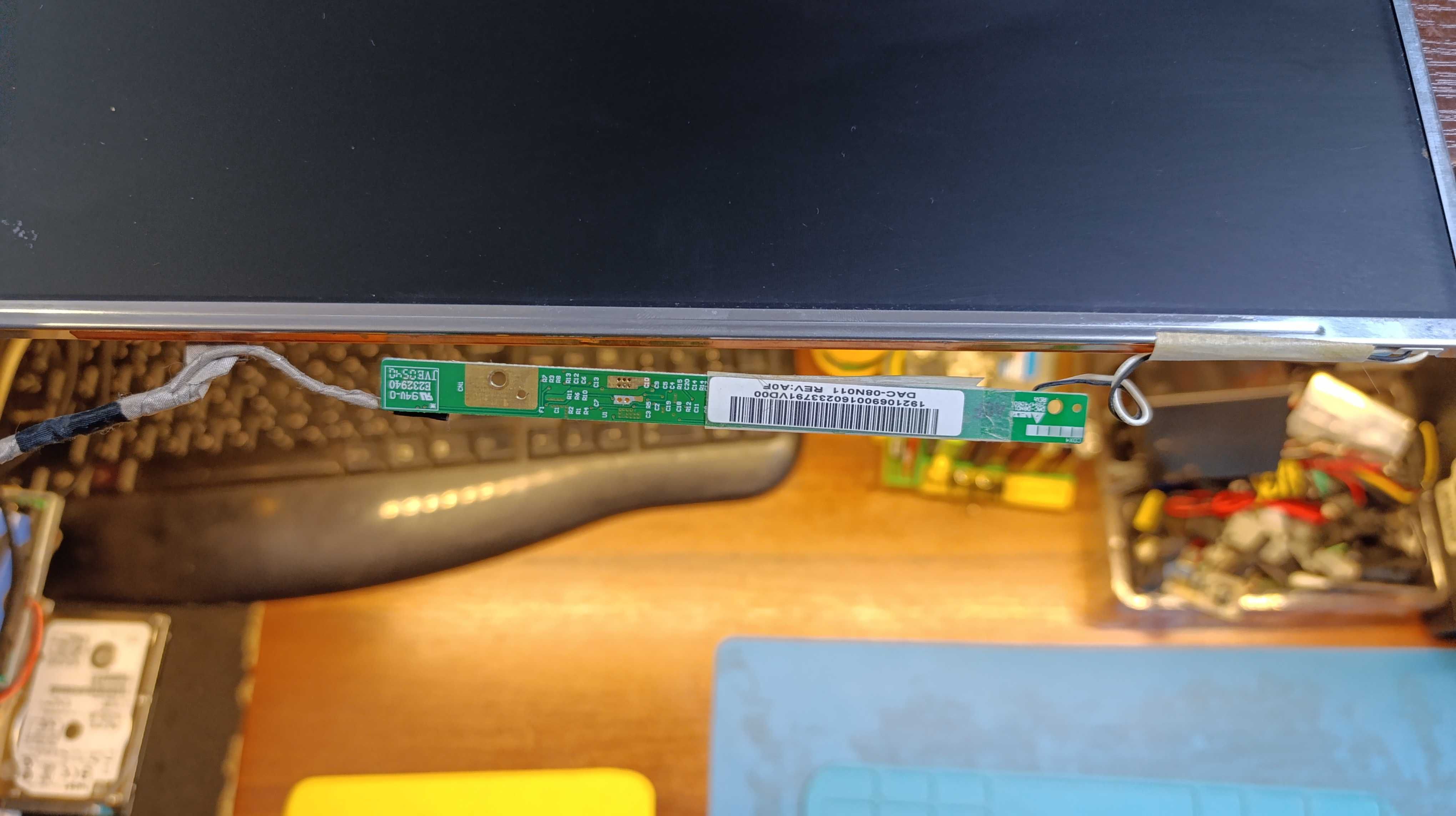 Матриця від ноутбука ACER n150x3-L07 Rev.C4 ( з інвертором )